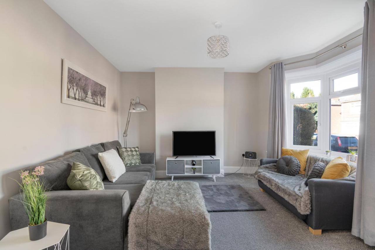 Spacious 3 Bed House, Netflix, Garden, Parking Southampton Eksteriør billede