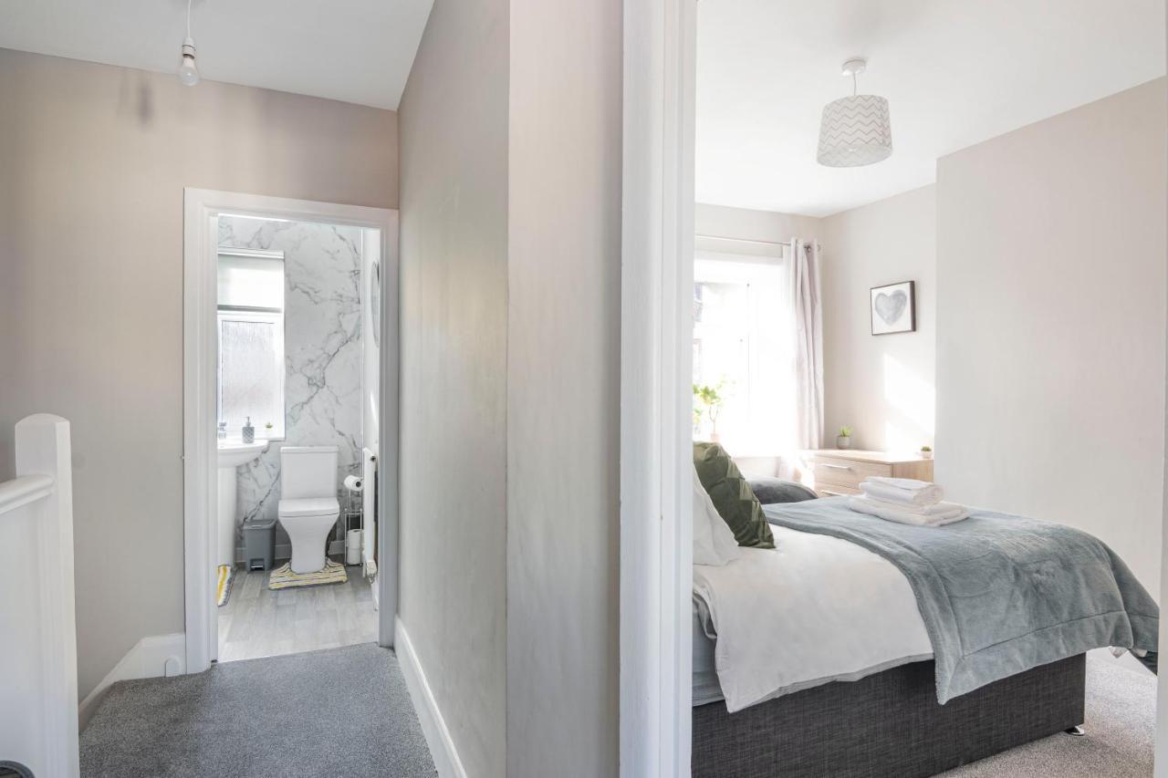 Spacious 3 Bed House, Netflix, Garden, Parking Southampton Eksteriør billede
